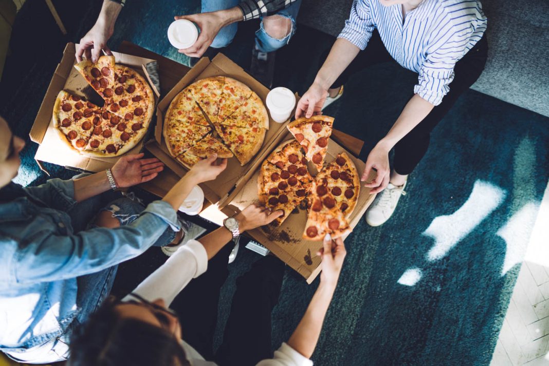 Easy Food Survey: Pizza Voted As the Most Satisfying Meal of the Century